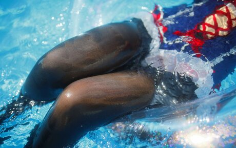 Kogane Akino erotische nackten foto