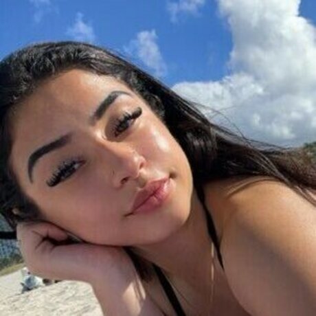 bikini-prinzessin onlyfans sexy hübsche bild