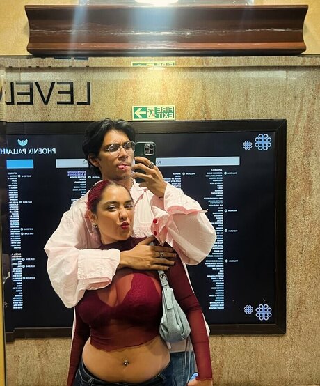 shreyxa schauspielerin sexy fotos