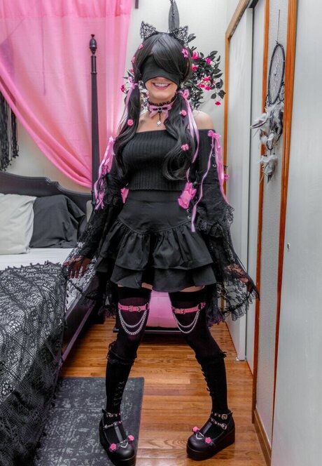 LilBrokenBlossom xxx pornografische archiv