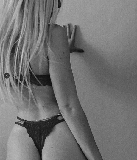 Blue mogli exklusive perfekte galerie