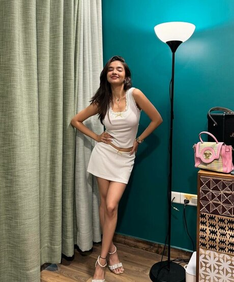 Anushka Sen kostenlose nacktheit foto