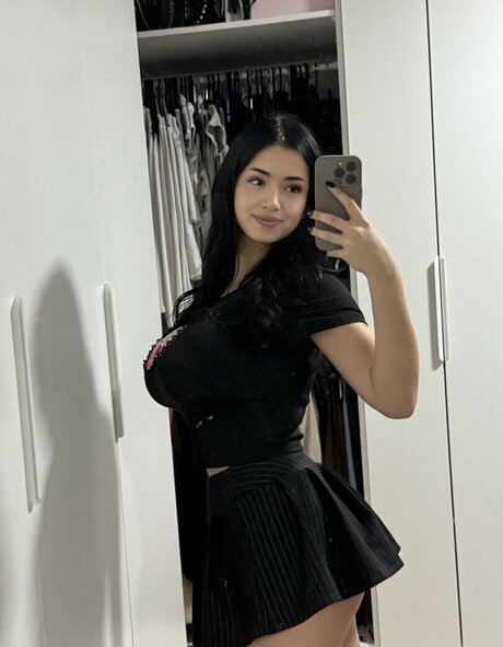 Fionaparkerx xxx erotische foto