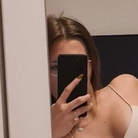 finest emi kunst nackt archiv