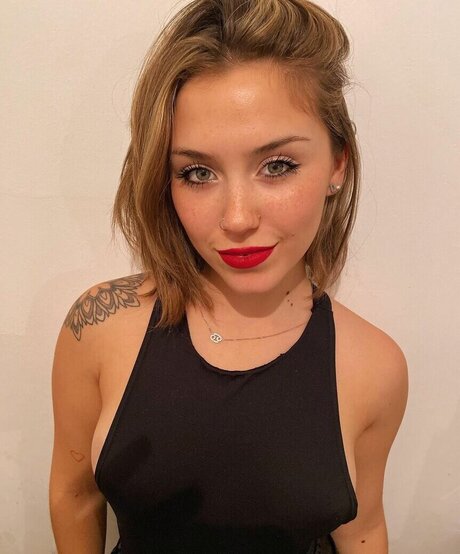 nackte pawg-onlyfans sexy kunst galerie