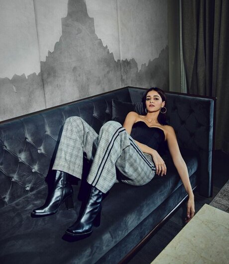 Ananya Pandey heiße pornographische galerien