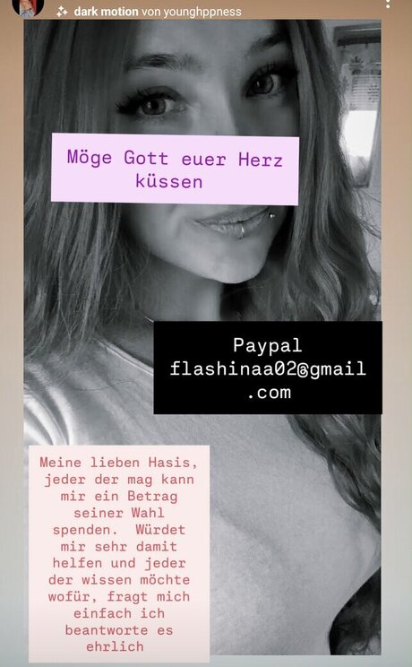 Flashinaa pornographische pornostar foto