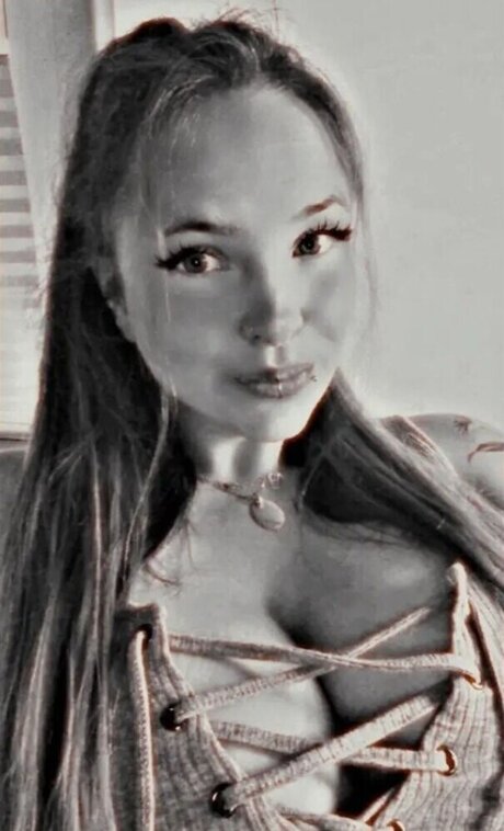 heißeste dicke onlyfans erotische kunst archiv