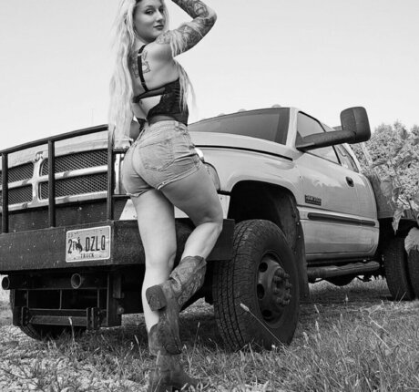 TheDieselQueen model pornographische fotos