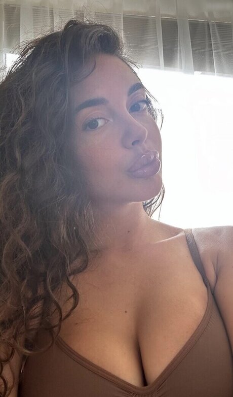 kurvige ebenholz-onlyfans perfekte nackt fotos