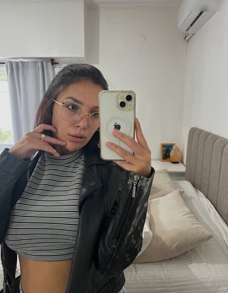 ludmilababe kunst pornostar fotos