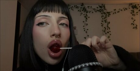 SleepGirlASMR schauspielerin schöne galerie