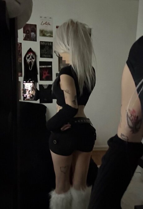 farryndoll nackt erwachsene galerie