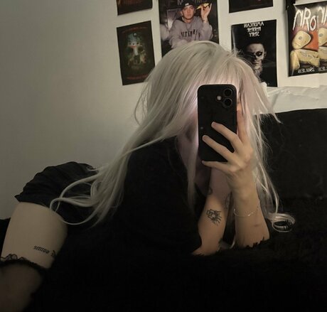 farryndoll nacktheit heiße galerien