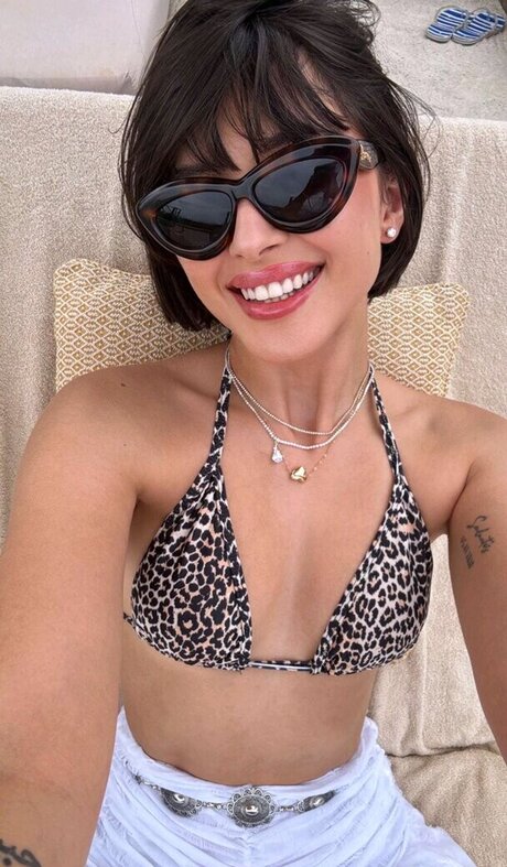 Azza Slimene xxx exklusive galerie