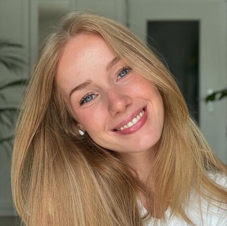 getrimmte onlyfans kostenlose hübsche bild