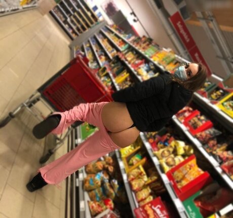 weibliche fitness-onlyfans nackt hd fotos