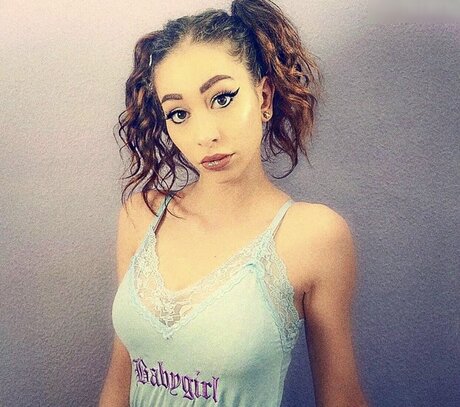 Amira Wirth erwachsene beste foto