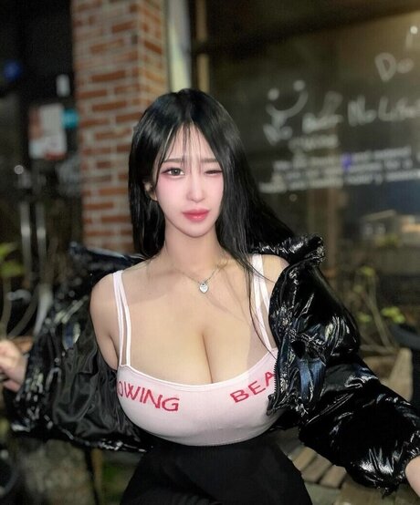 latina-dienstmädchen onlyfans hübsche schöne bilder