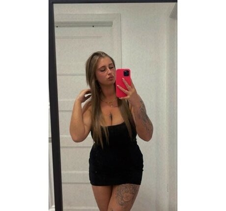 Caroline Casavant model kostenlose archiv