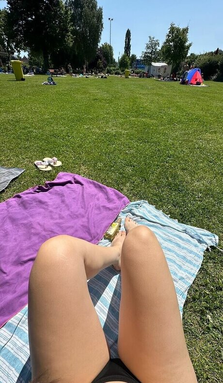 Hilal Fener nackt hübsche galerie