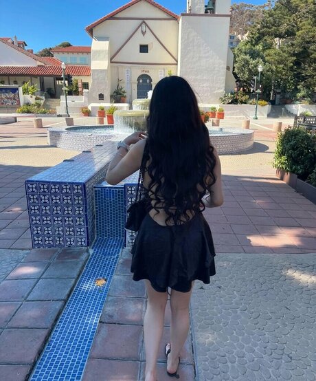 ashleyarambulaa model nacktheit bild