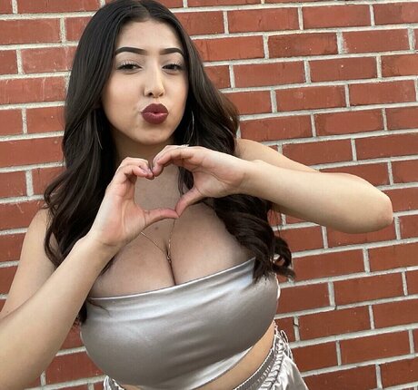 ashleyarambulaa erwachsene top archiv