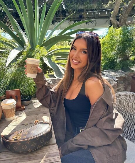 Ashleigh Menin pornostar freie fotos