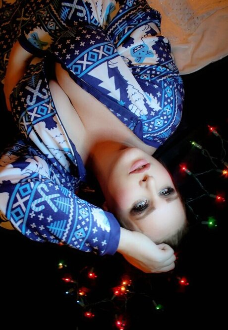 blonde kätzchen nur fans erotische nackt bilder