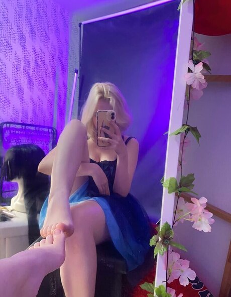 Likkio hd nackte foto