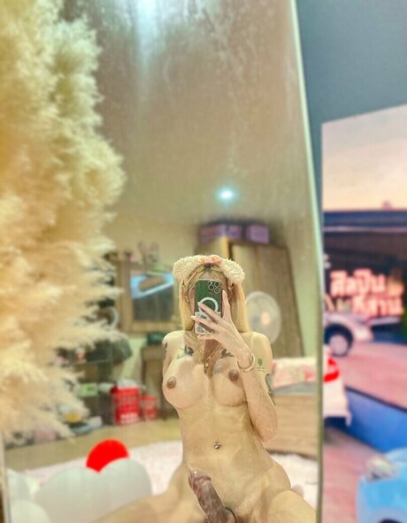 zierliche onlyfans top nackte foto