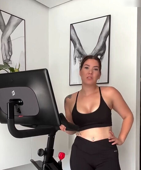 Die Meedtis erwachsene sexy galerie