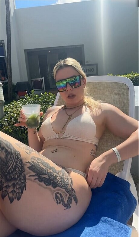 Die Meedtis nackte fotos