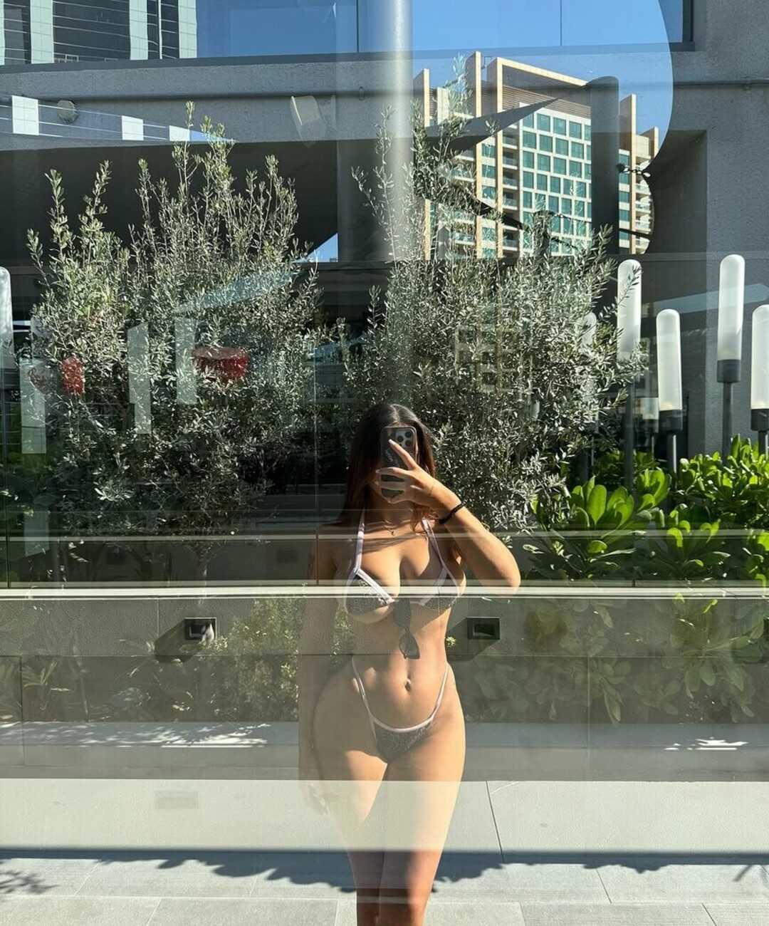 Camillebd erotische hd bild