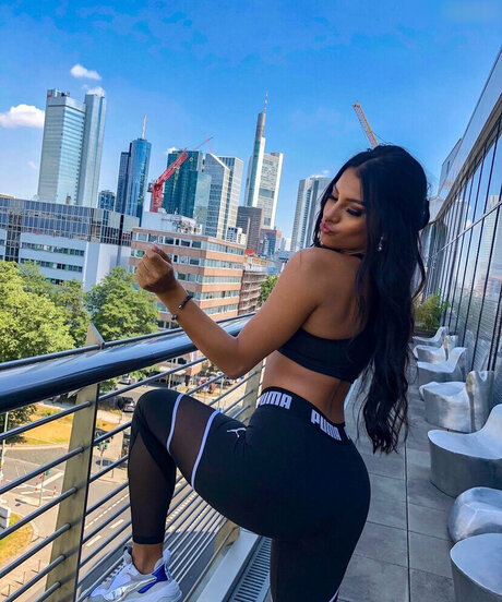 titten lutschen onlyfans nackt erwachsene archiv