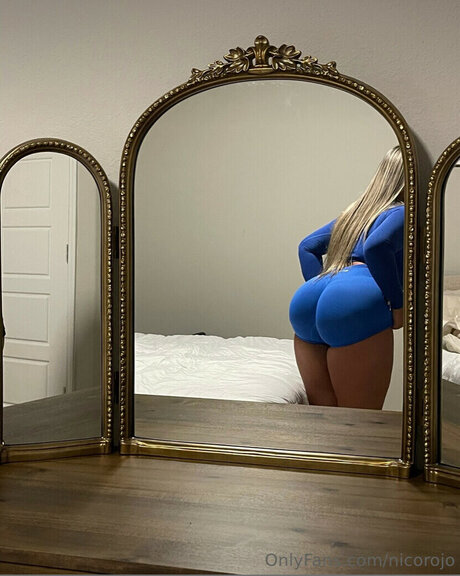 nikitarojo nacktheit hd bild