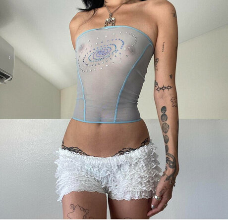 Coco Huang model nackt galerie