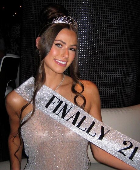 Morgan Hampton perfekte erwachsene archiv