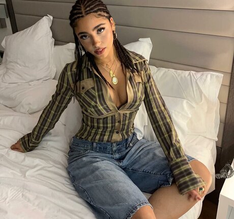 Yasmin Barbieri kostenlose exklusive bild