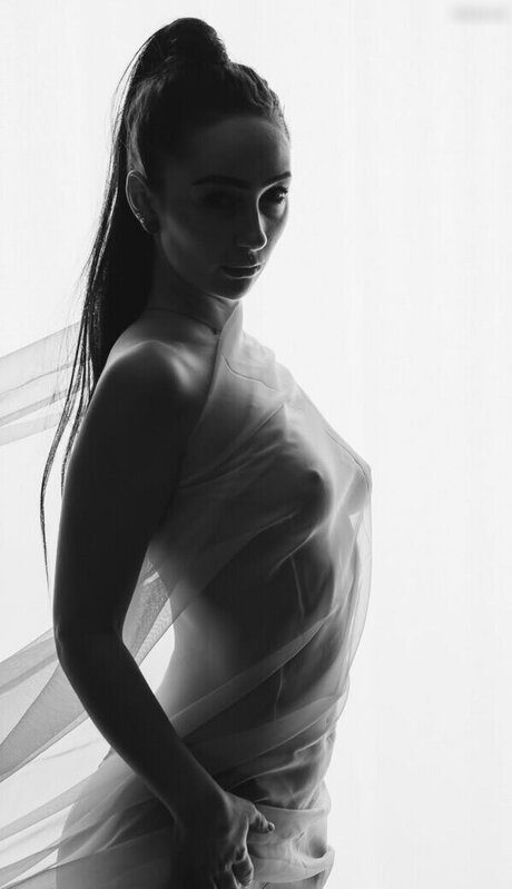 Olivia Michelle exklusive sexy bild