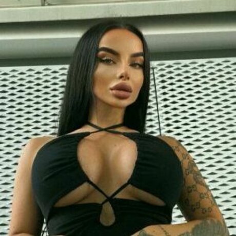 Lucia Smieskova top sex bild