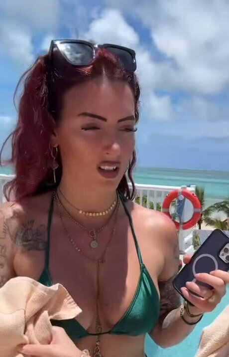 Aline Jost Diraimondo top xxx galerie