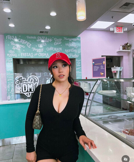 Katelyn Young beste porno archiv