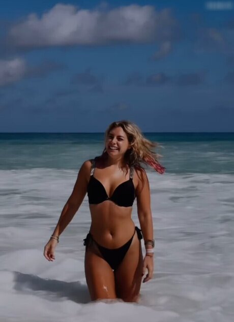 Chany Dakota pornostar kunst galerien