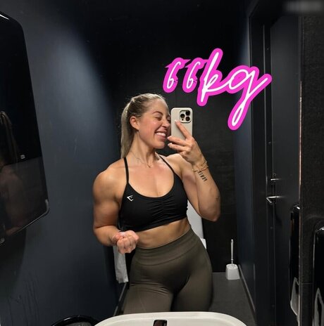 hinter onlyfans nackt perfekte foto