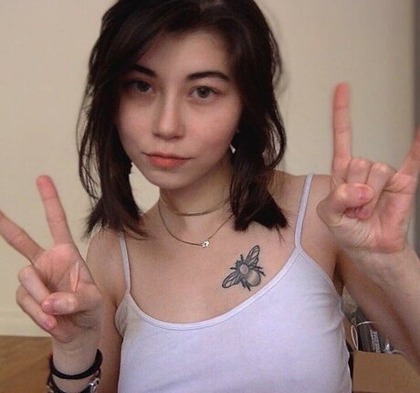 Path Wei_ exklusive xxx foto