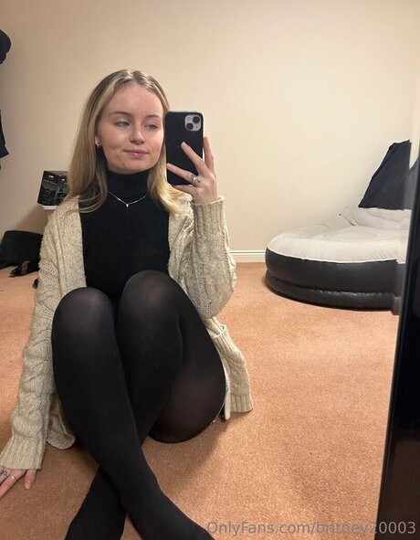 nackte rothaarige onlyfans exklusive akt galerie