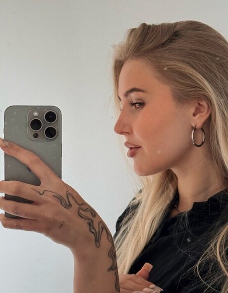 Cirizzle nackt xxx foto