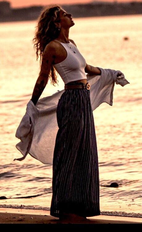 Nadine Bergmann erotische pornografische bild