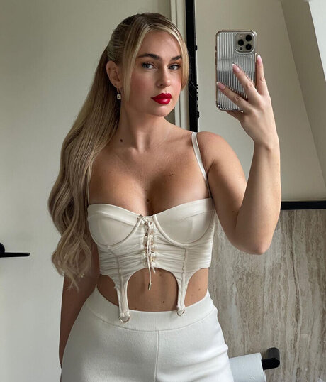 liv yah schöne nackt archiv